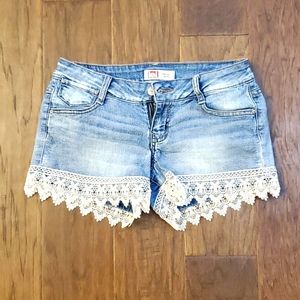 Shorts, really cute and will make a great addition to your wardrobe!